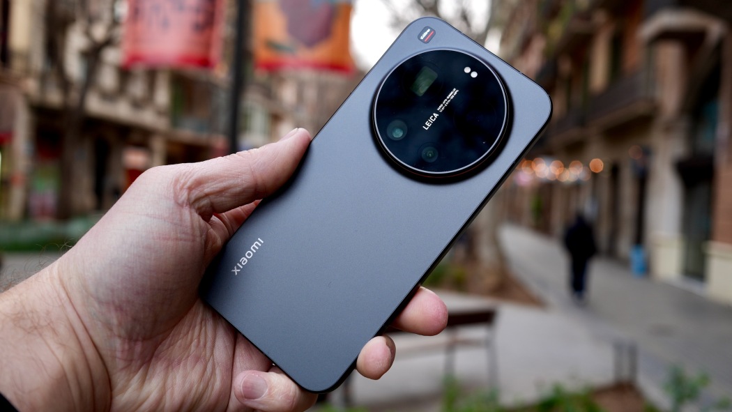 Xiaomi 17 Ultra Review: The Camera Champion real world overview